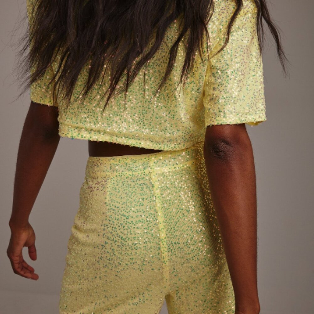 NWT! NA-KD Yellow Sequin Women's Shorts | EU 34 - Picture 2 of 7